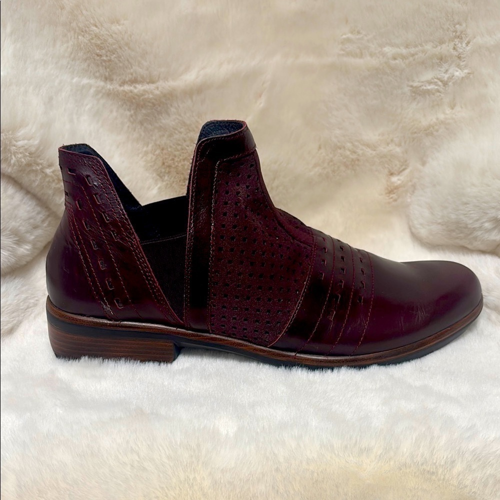 NAOT Elegant Burgundy Women's Shoes